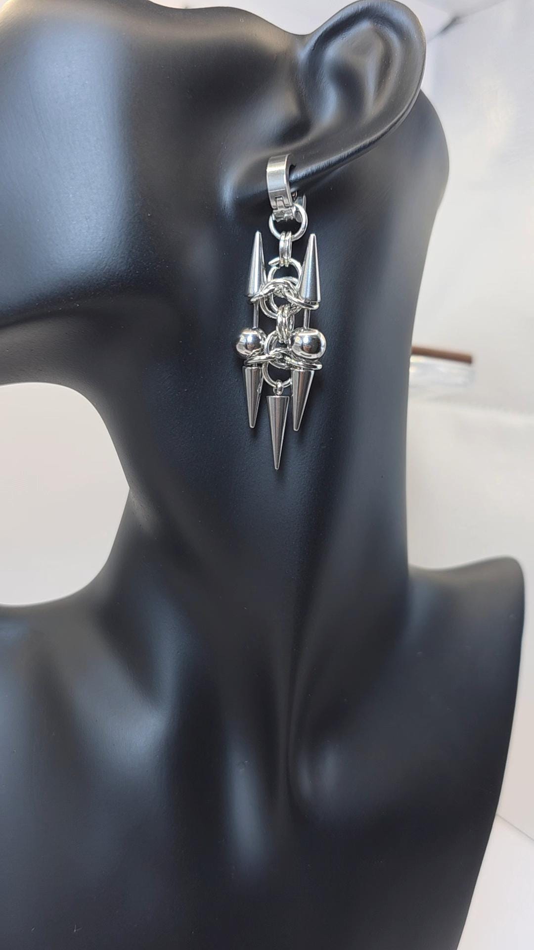 Gothic Pair  Spike Rivet Huggie Hoop Punk Hippie  Earring Stainless Steel