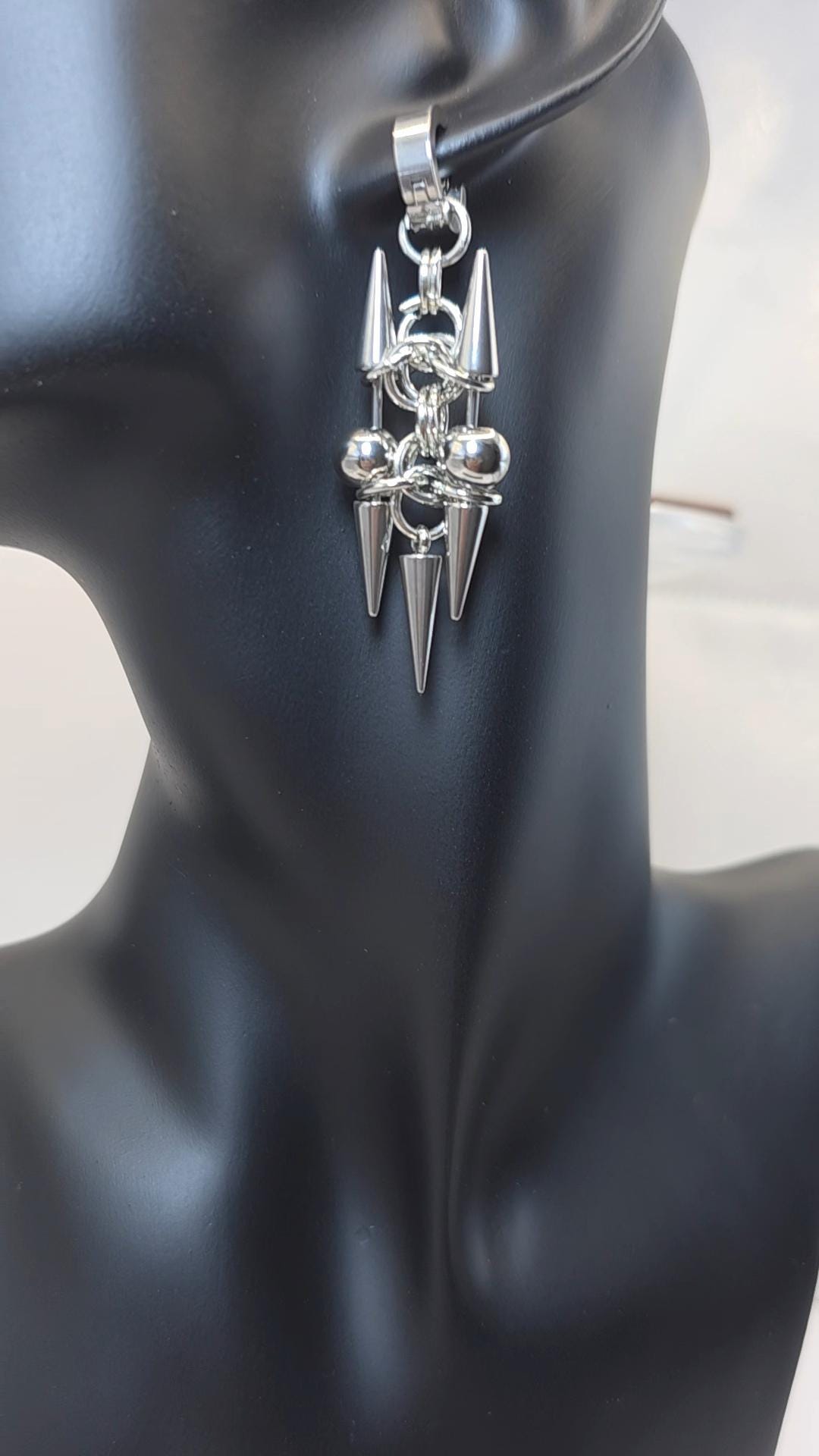Gothic Pair  Spike Rivet Huggie Hoop Punk Hippie  Earring Stainless Steel