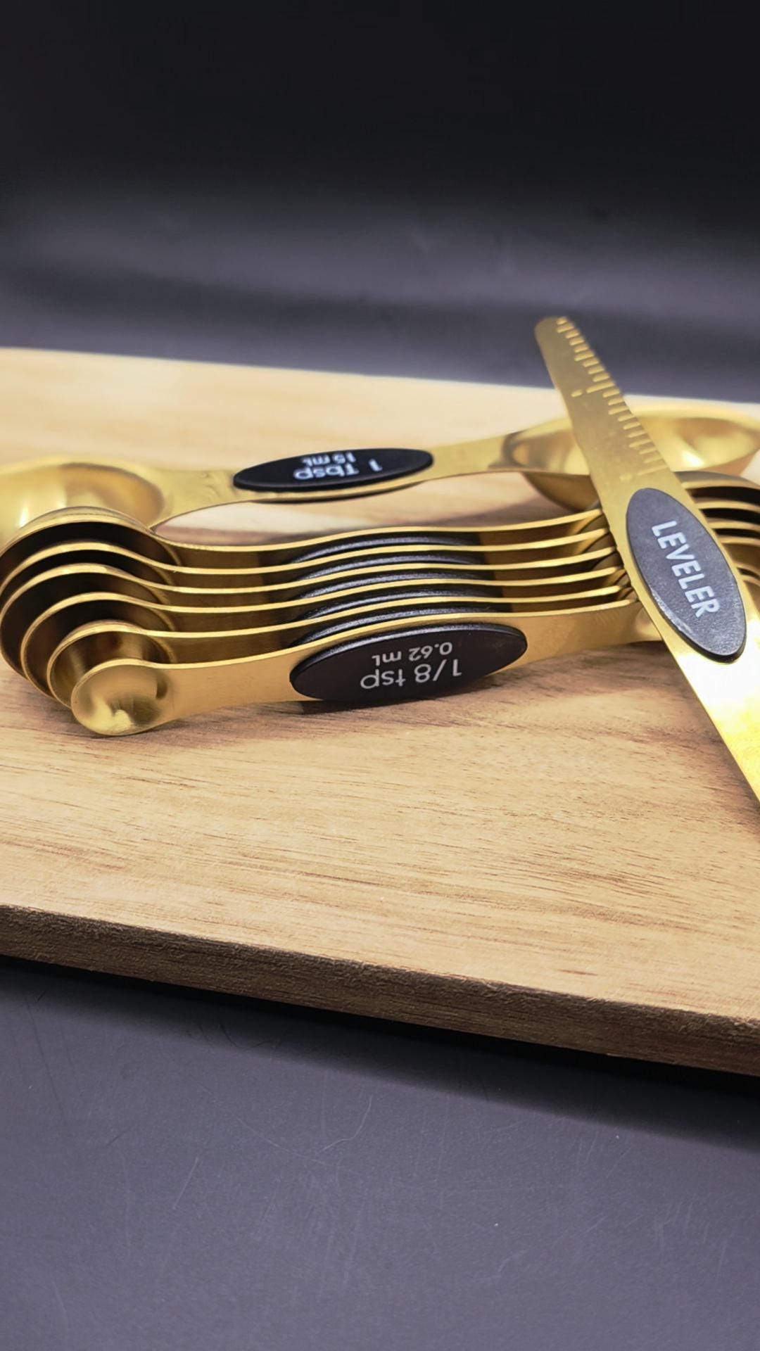 Gold Stainless Steel Stackable Measuring Spoons Sets  with leveler