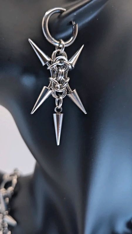 Five Spike Rivet Earring Stainless Steel Gothic Aesthetic Earring For Unisex