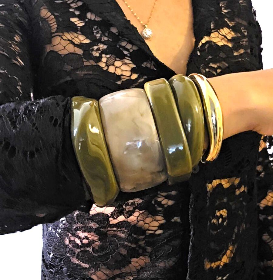Retro Resin Bangle Bracelet Set 5 Piece Chunky Glossy Vintage Boho Wrist Cuffs